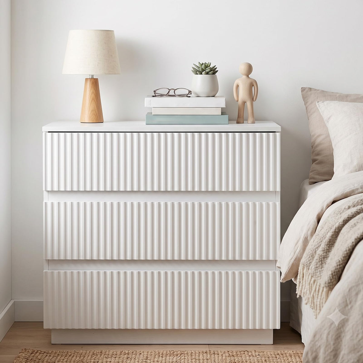home White Wood Effect 4 Drawer Modern Dresser, Bedroom Storage Chest
